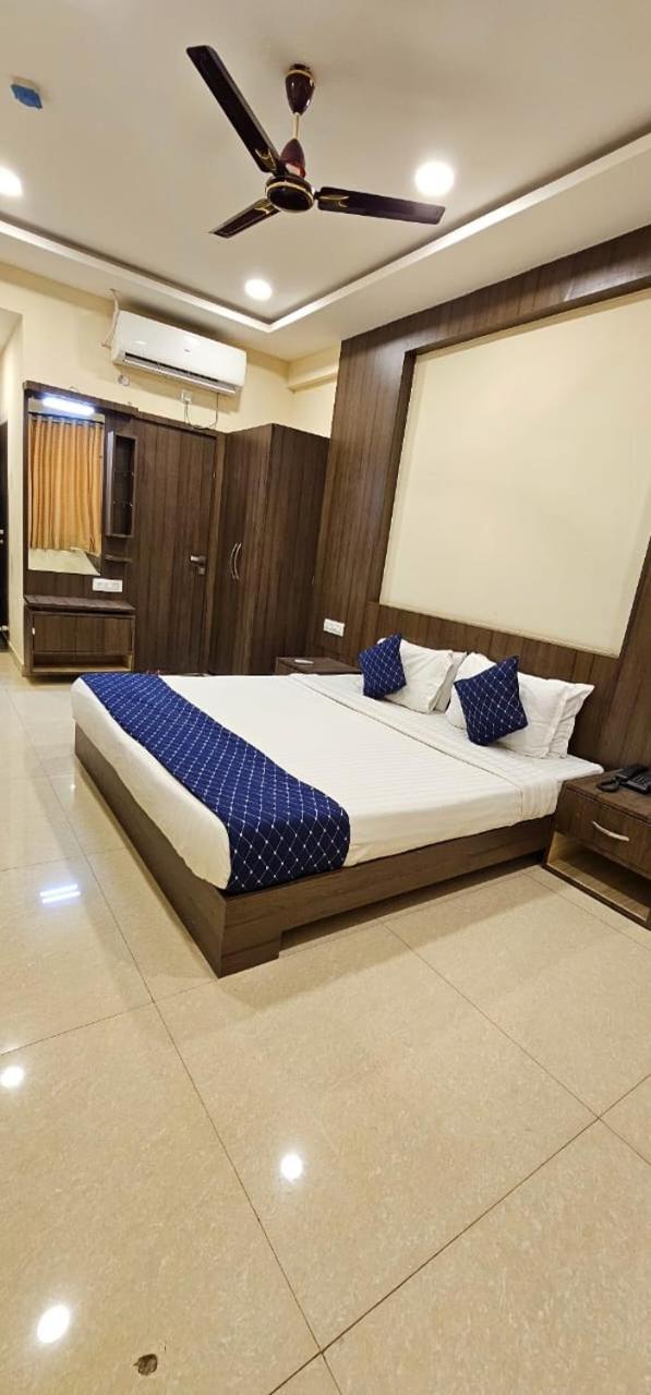 Stayguru Hotel Atithi Bhuj Exterior photo